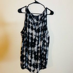 Torrid Criss cross tank